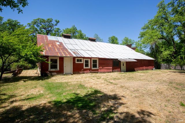 24850 East Ln, Covelo, CA 95428