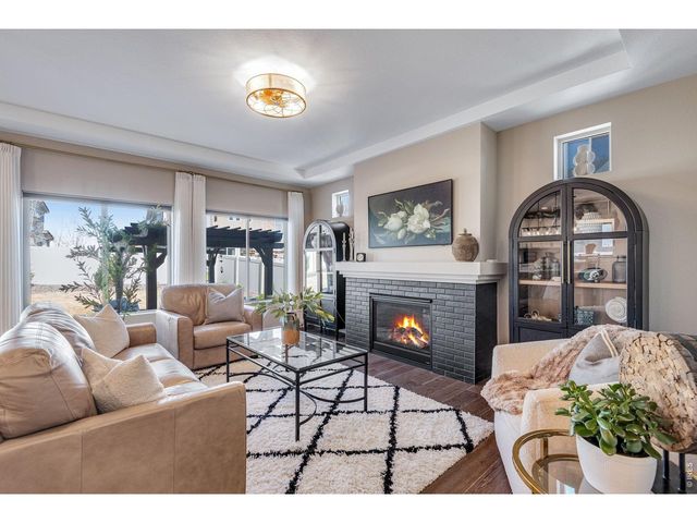 385 Poppy View Ln, Erie, CO 80516