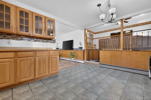1155 Dolane Boulevard, White Lake Charter Township, MI 48383