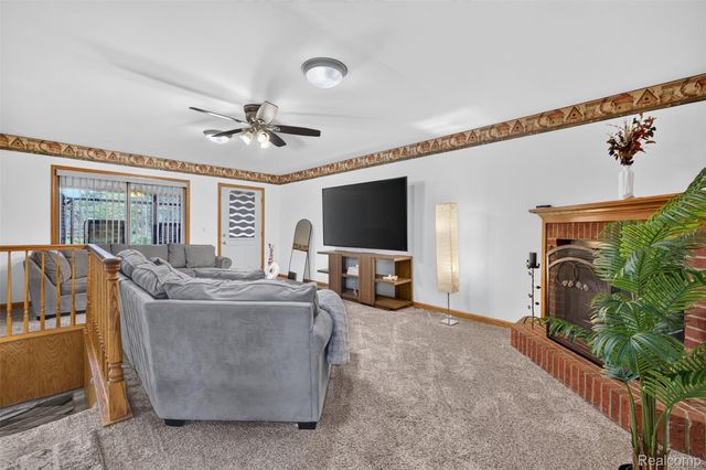 1155 Dolane Boulevard, White Lake Charter Township, MI 48383