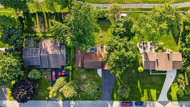 1155 Dolane Boulevard, White Lake Charter Township, MI 48383