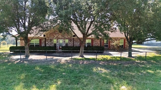 1235 W Fm 837, Montalba, TX 75853