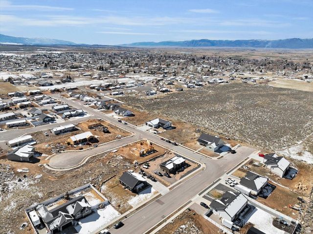 440 N 725 E, Mt Pleasant, UT 84647