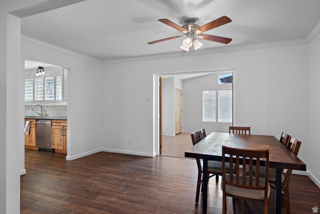 1610 E MOOR DALE LN, Holladay, UT 84117