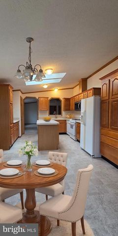 787 W MAIN ST, Coatesville, PA 19320