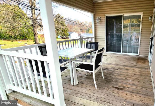 787 W MAIN ST, Coatesville, PA 19320