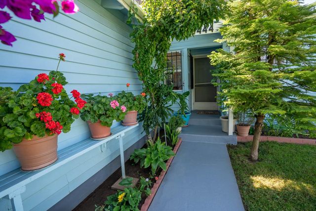 10444 Rockingham Dr, Rancho Cordova, CA 95670