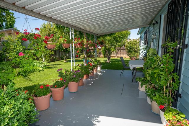 10444 Rockingham Dr, Rancho Cordova, CA 95670