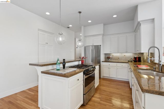 6153 Girvin Drive, Oakland, CA 94611