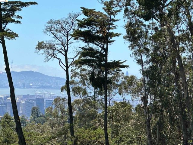 6153 Girvin Drive, Oakland, CA 94611
