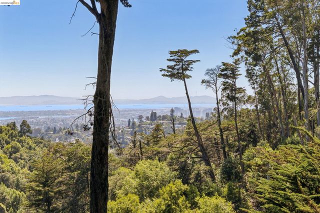 6153 Girvin Drive, Oakland, CA 94611