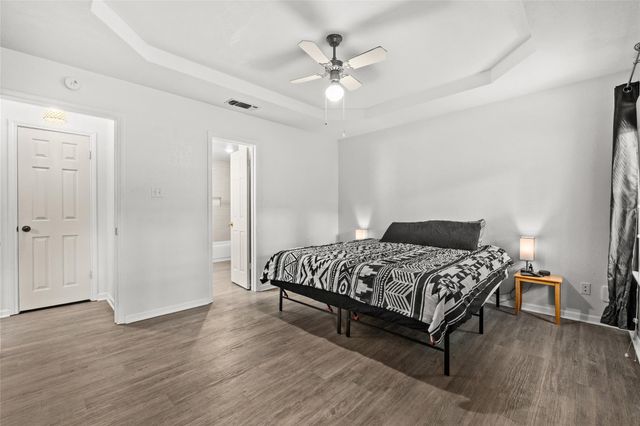 2210 Barry DR, Killeen, TX 76543