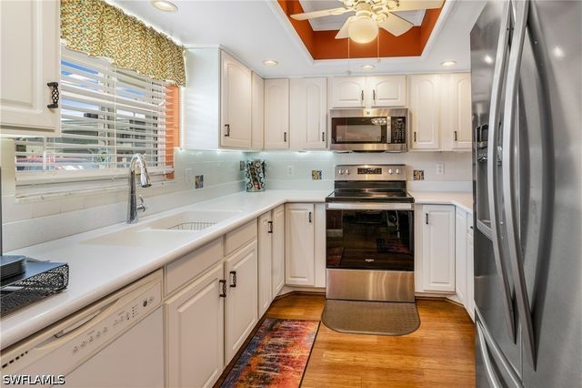 200 Valley Stream DR 4B, Naples, FL 34113