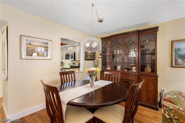200 Valley Stream DR 4B, Naples, FL 34113
