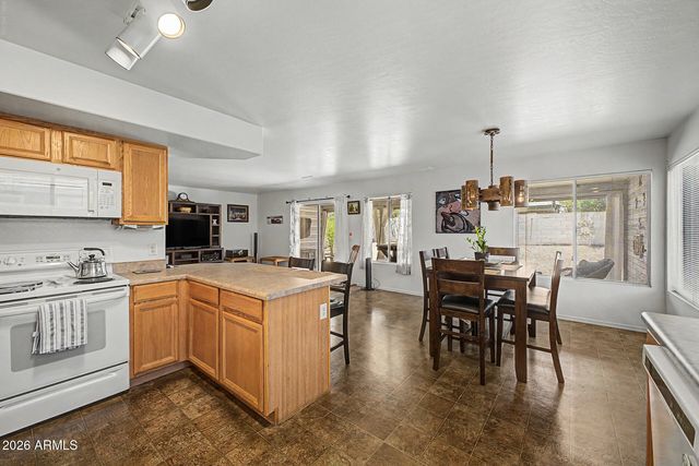 1776 E 38TH Avenue, Apache Junction, AZ 85119