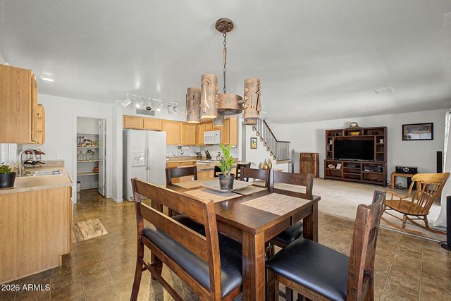 1776 E 38TH Avenue, Apache Junction, AZ 85119