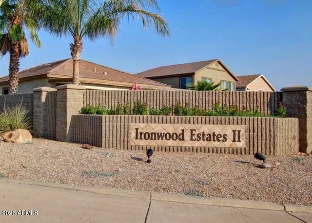 1776 E 38TH Avenue, Apache Junction, AZ 85119