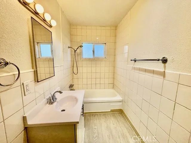 1810 W Sallie 7, Anaheim, CA 92804