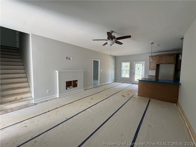 213 E 7th Avenue, Raeford, NC 28376