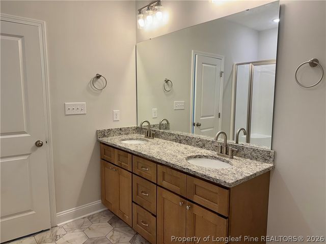 213 E 7th Avenue, Raeford, NC 28376