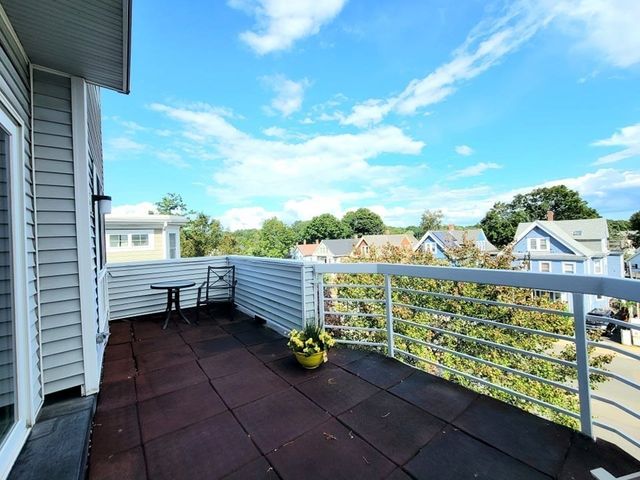 391 Hyde Park Ave 206, Boston, MA 02131