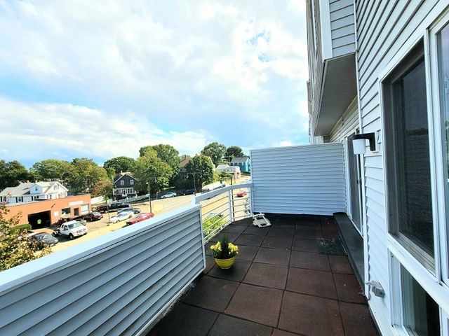 391 Hyde Park Ave 206, Boston, MA 02131