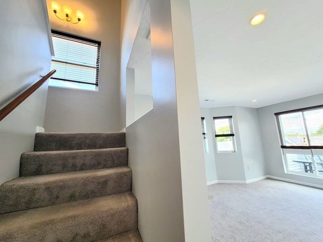 391 Hyde Park Ave 206, Boston, MA 02131