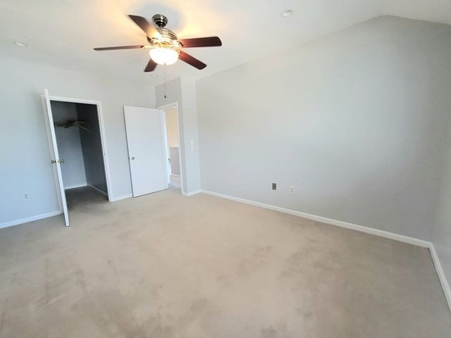 391 Hyde Park Ave 206, Boston, MA 02131