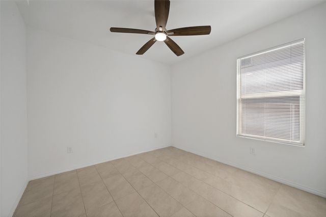14045 Ilderton Street, Pilot Point, TX 76258