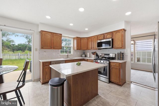 9059 ALLINGTON MANOR CIR W, Frederick, MD 21703