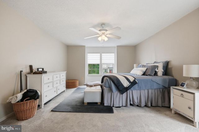 9059 ALLINGTON MANOR CIR W, Frederick, MD 21703