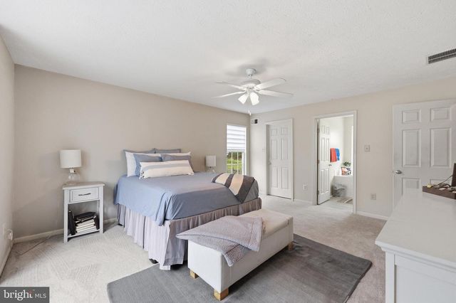 9059 ALLINGTON MANOR CIR W, Frederick, MD 21703