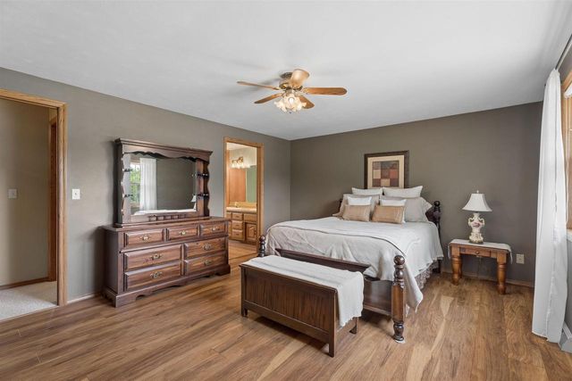 33 PHEASANT COURT, Appleton, WI 54915