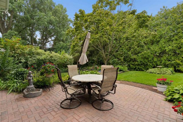 33 PHEASANT COURT, Appleton, WI 54915