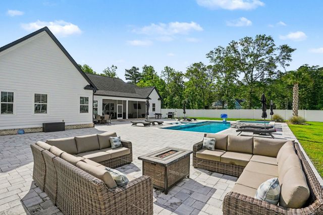 3072 Wildhorse Circle, Conway, SC 29526