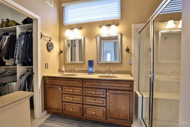 6725 Ridgefield Court, Mason, OH 45040