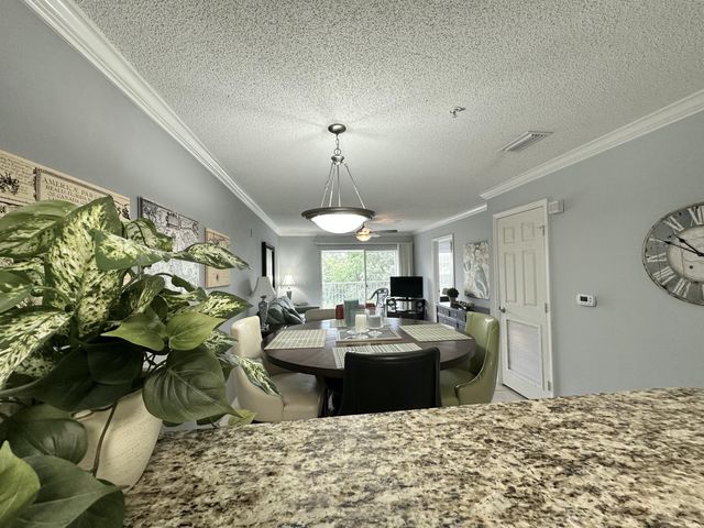 4274 Calinda Lane 243, Niceville, FL 32578