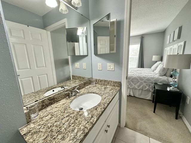 4274 Calinda Lane 243, Niceville, FL 32578