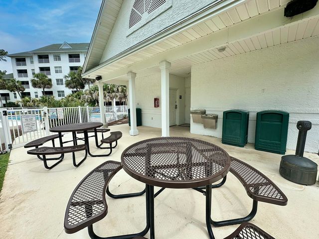 4274 Calinda Lane 243, Niceville, FL 32578