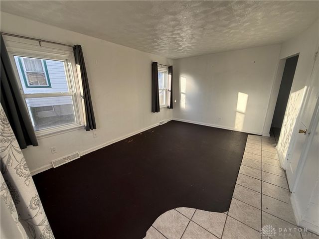 615 Circle Road, Dayton, OH 45417