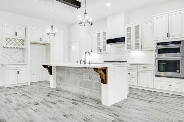 104 Inscription Lane, Huntsville, TX 77340