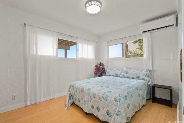 1312 Aupapaohe Street, Kailua, HI 96734