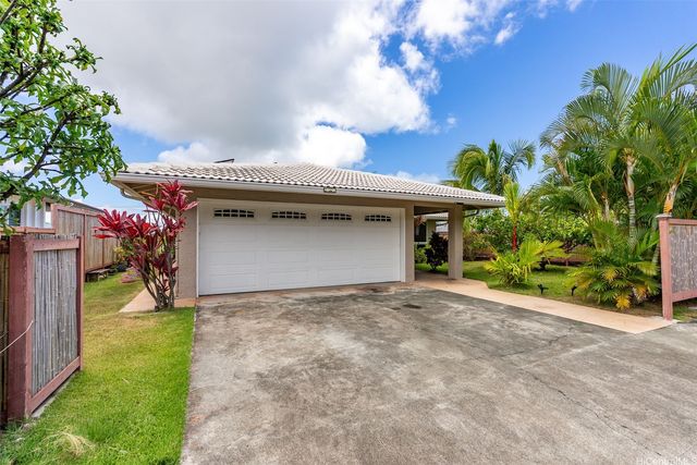 1312 Aupapaohe Street, Kailua, HI 96734