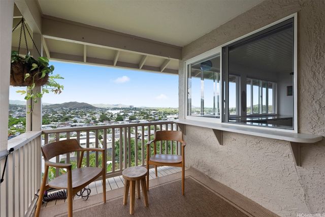 1312 Aupapaohe Street, Kailua, HI 96734