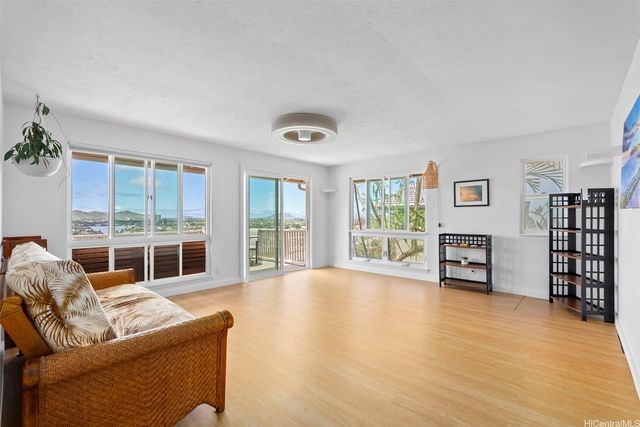 1312 Aupapaohe Street, Kailua, HI 96734