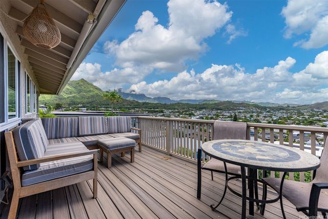 1312 Aupapaohe Street, Kailua, HI 96734