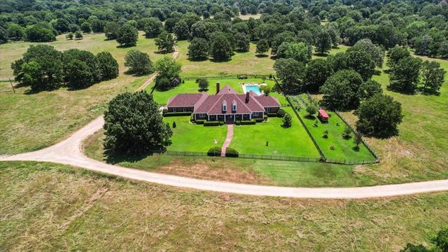 502 County Road 42520, Paris, TX 75462