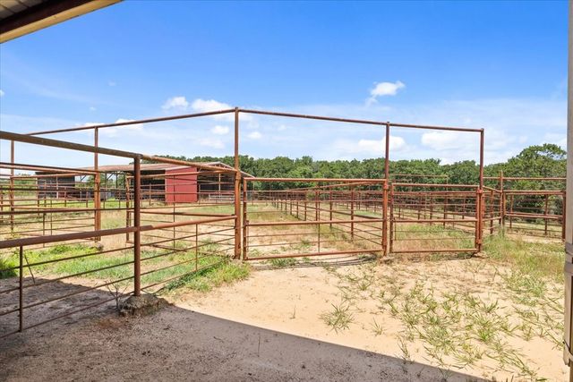 502 County Road 42520, Paris, TX 75462