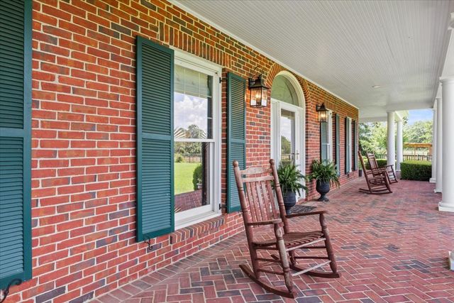 502 County Road 42520, Paris, TX 75462