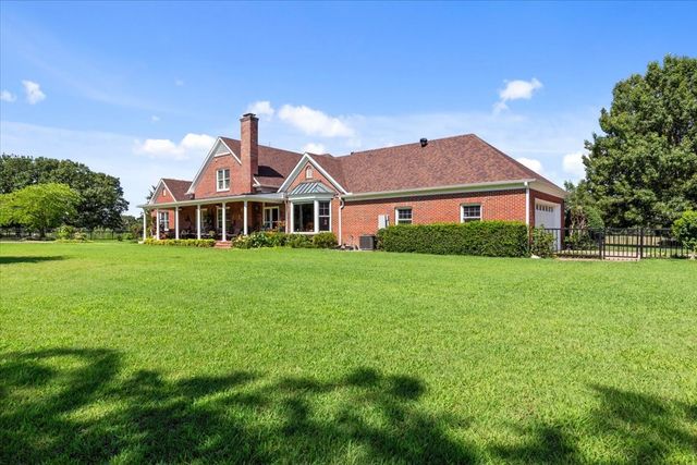 502 County Road 42520, Paris, TX 75462